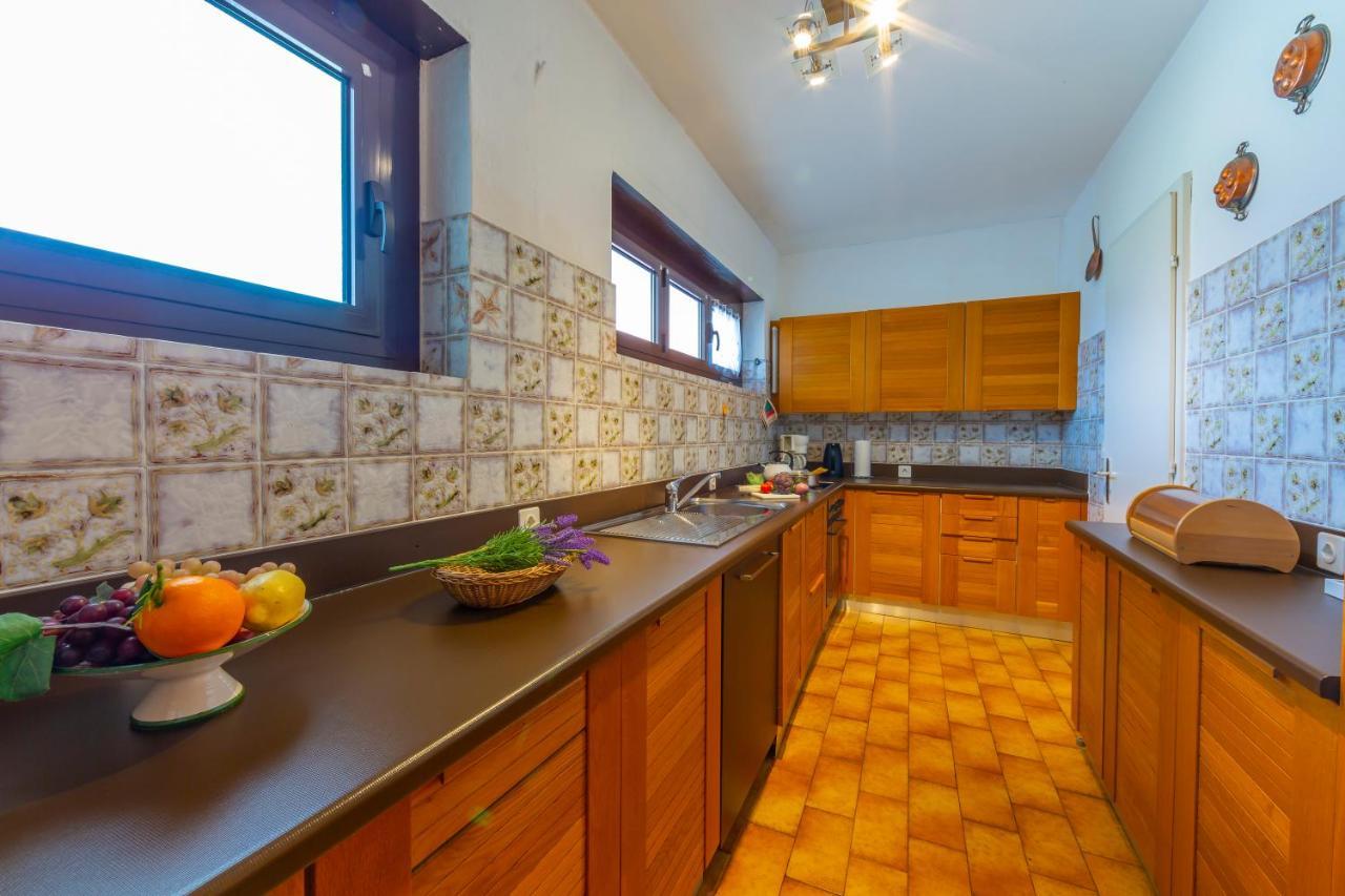 Casa Bader - Happy Rentals Riva San Vitale Exterior photo